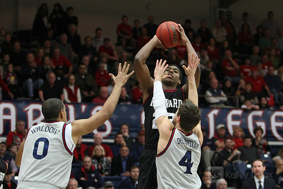 Mens Basketball: Harvard at Saint Mary's