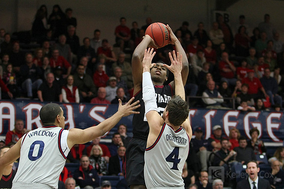Mens Basketball: Harvard at Saint Mary's