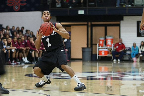 Mens Basketball: Harvard at Saint Mary's
