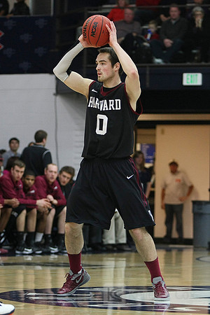 Mens Basketball: Harvard at Saint Mary's