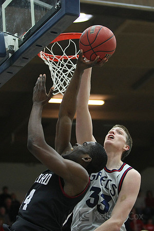Mens Basketball: Harvard at Saint Mary's