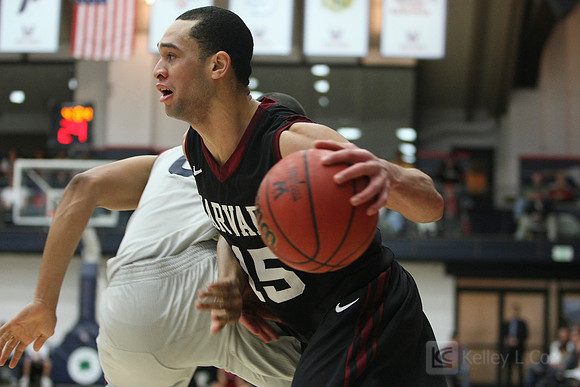 Mens Basketball: Harvard at Saint Mary's