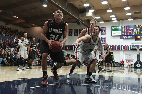 Mens Basketball: Harvard at Saint Mary's