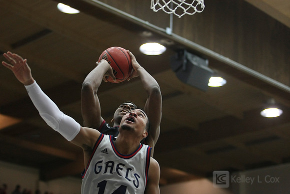 Mens Basketball: Harvard at Saint Mary's