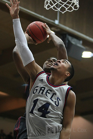 Mens Basketball: Harvard at Saint Mary's
