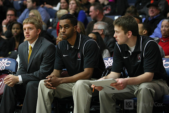 Mens Basketball: Harvard at Saint Mary's