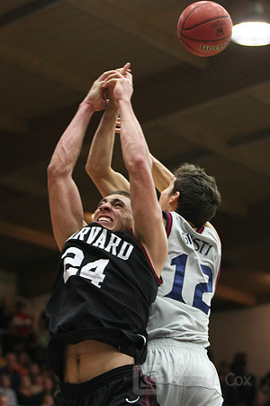 Mens Basketball: Harvard at Saint Mary's