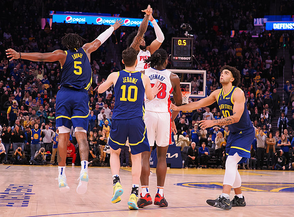 NBA: Detroit Pistons at Golden State Warriors