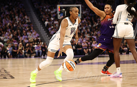 WNBA: Phoenix Mercury at Golden State Valkyries