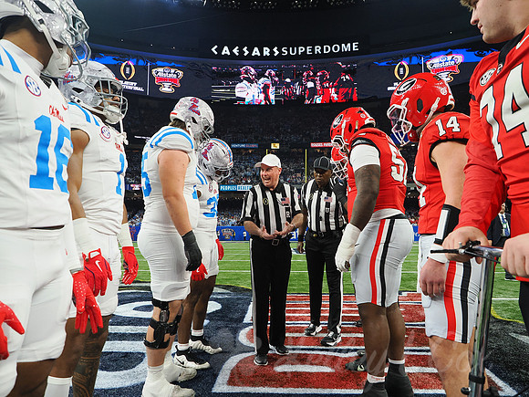 Sugar Bowl Football: Ole Miss Rebels vs Georgia Bulldogs