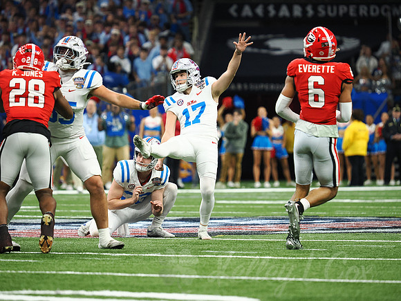 Sugar Bowl Football: Ole Miss Rebels vs Georgia Bulldogs