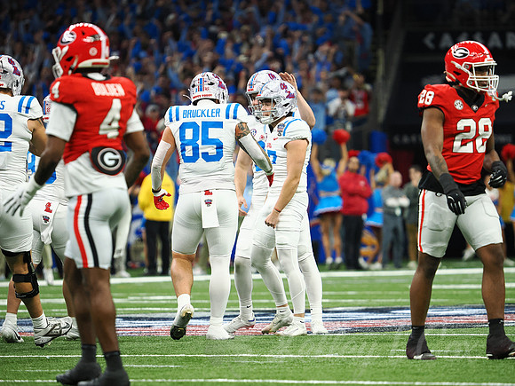 Sugar Bowl Football: Ole Miss Rebels vs Georgia Bulldogs