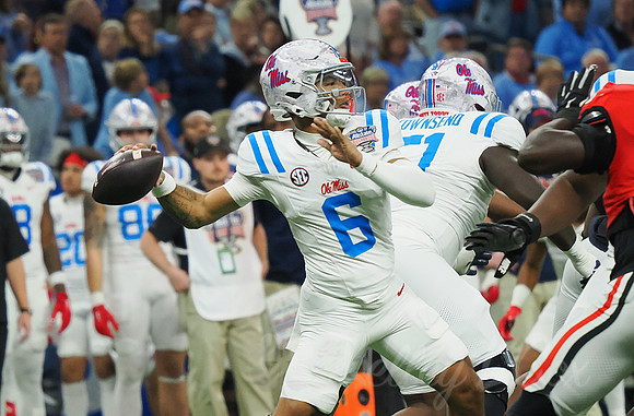 Sugar Bowl Football: Ole Miss Rebels vs Georgia Bulldogs