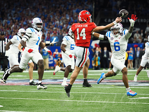 Sugar Bowl Football: Ole Miss Rebels vs Georgia Bulldogs