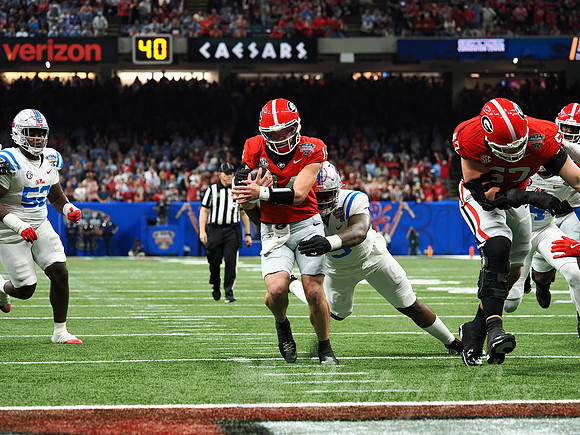 Sugar Bowl Football: Ole Miss Rebels vs Georgia Bulldogs