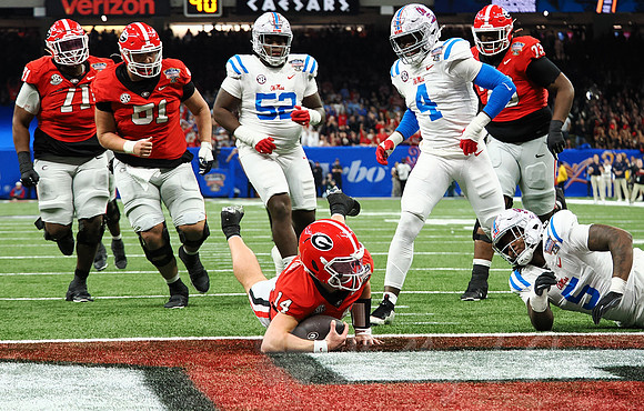 Sugar Bowl Football: Ole Miss Rebels vs Georgia Bulldogs