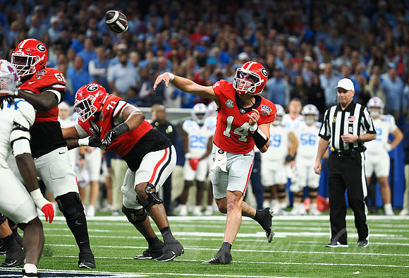 Sugar Bowl Football: Ole Miss Rebels vs Georgia Bulldogs