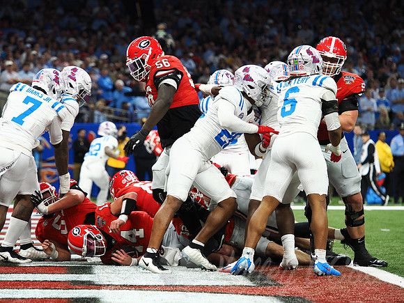 Sugar Bowl Football: Ole Miss Rebels vs Georgia Bulldogs