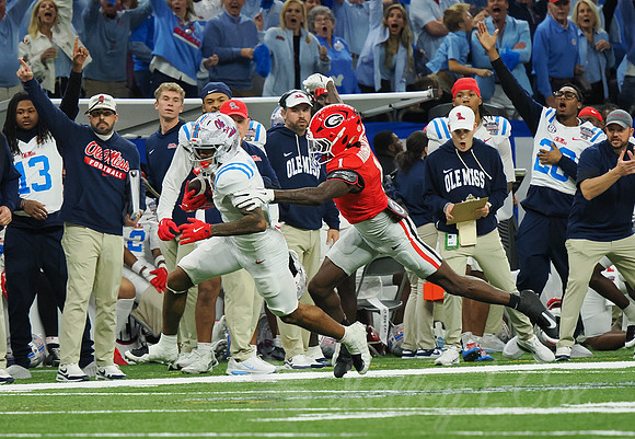Sugar Bowl Football: Ole Miss Rebels vs Georgia Bulldogs