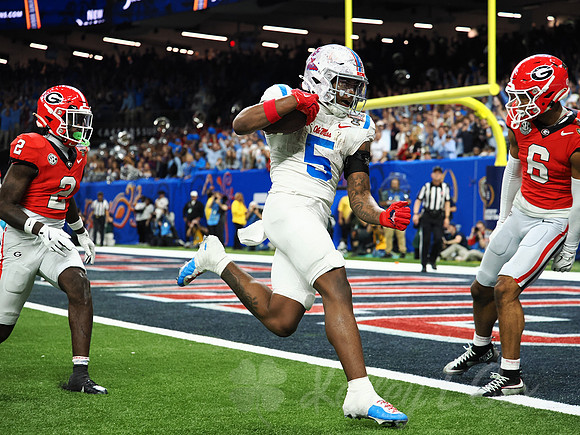 Sugar Bowl Football: Ole Miss Rebels vs Georgia Bulldogs