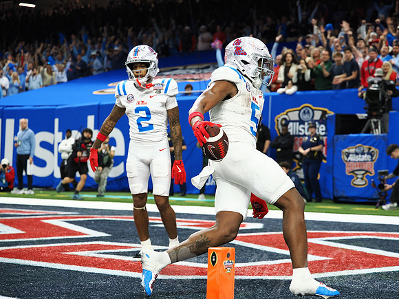 Sugar Bowl Football: Ole Miss Rebels vs Georgia Bulldogs