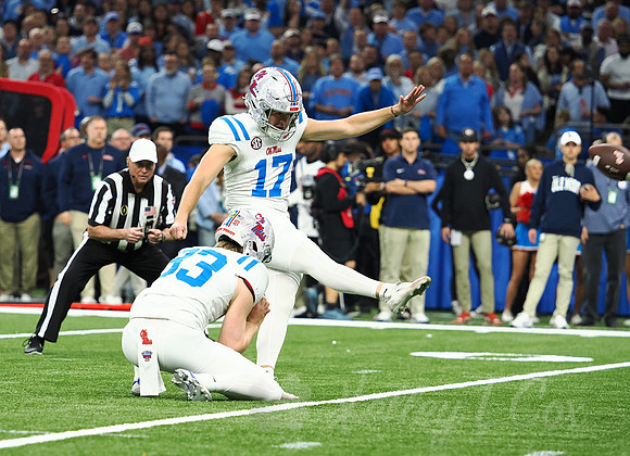 Sugar Bowl Football: Ole Miss Rebels vs Georgia Bulldogs