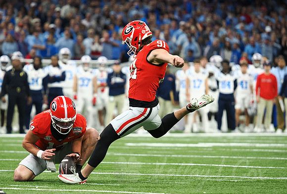 Sugar Bowl Football: Ole Miss Rebels vs Georgia Bulldogs