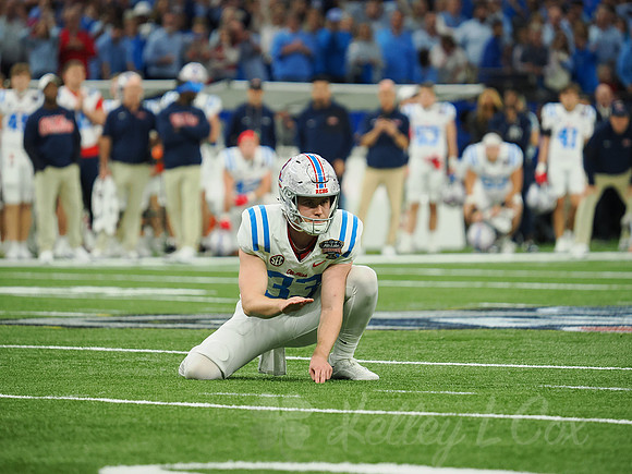 Sugar Bowl Football: Ole Miss Rebels vs Georgia Bulldogs