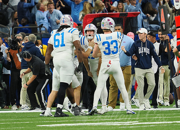 Sugar Bowl Football: Ole Miss Rebels vs Georgia Bulldogs
