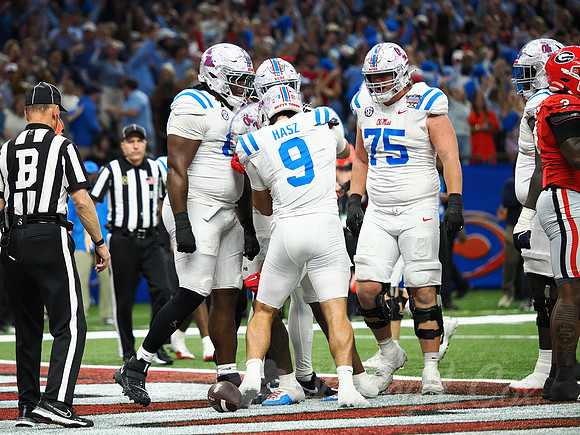 Sugar Bowl Football: Ole Miss Rebels vs Georgia Bulldogs