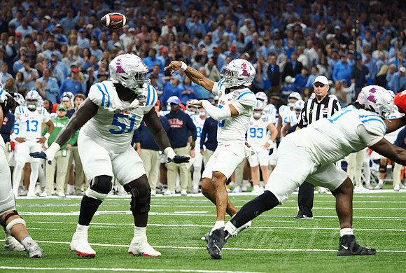 Sugar Bowl Football: Ole Miss Rebels vs Georgia Bulldogs