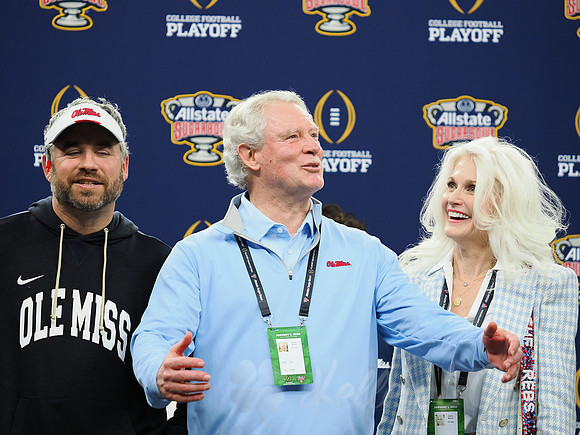Sugar Bowl Football: Ole Miss Rebels vs Georgia Bulldogs