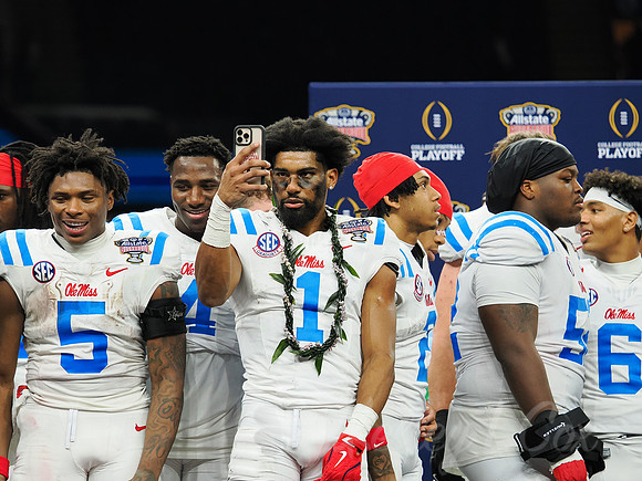Sugar Bowl Football: Ole Miss Rebels vs Georgia Bulldogs