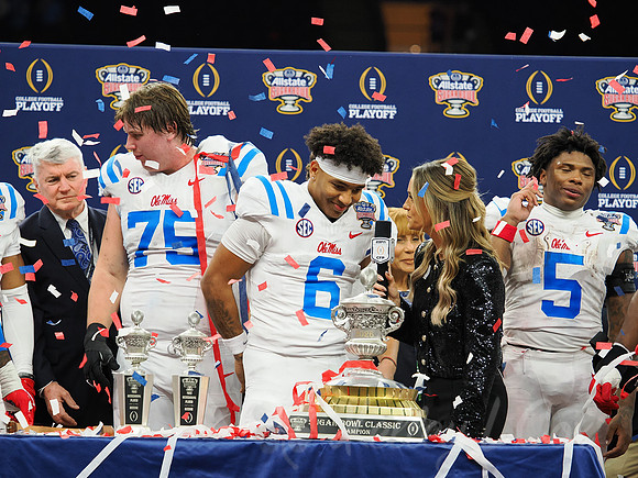 Sugar Bowl Football: Ole Miss Rebels vs Georgia Bulldogs