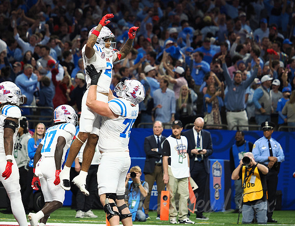 Sugar Bowl Football: Ole Miss Rebels vs Georgia Bulldogs