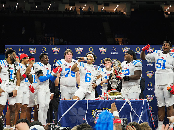 Sugar Bowl Football: Ole Miss Rebels vs Georgia Bulldogs