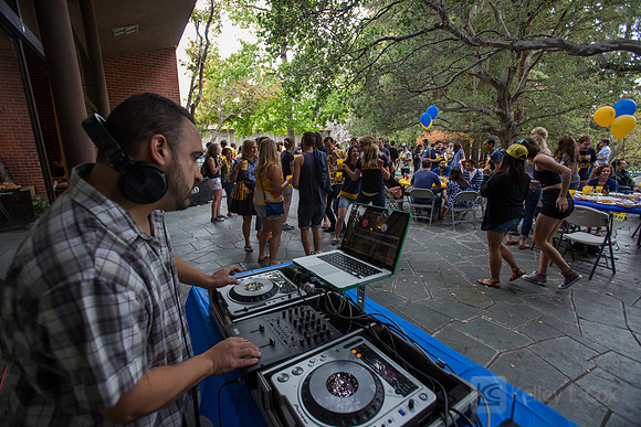 CAA: Young Alumni Tailgate