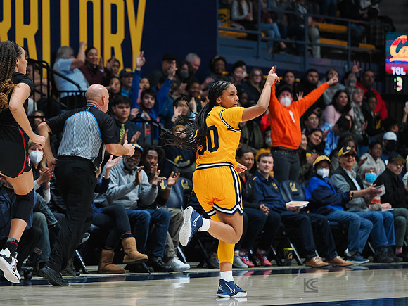 Jayda Curry (30)