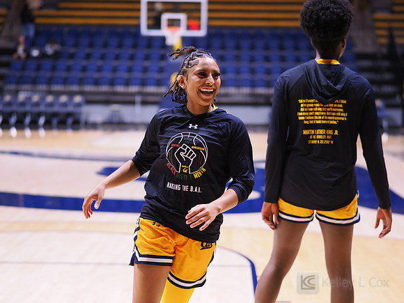 Jayda Curry (30)