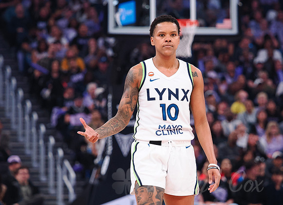 WNBA: Minnesota Lynx at Golden State Valkyries