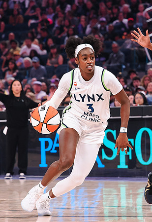 WNBA: Minnesota Lynx at Golden State Valkyries