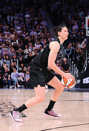 WNBA: Minnesota Lynx at Golden State Valkyries