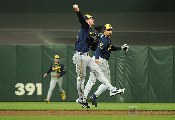 MLB: Milwaukee Brewers at San Francisco Giants
