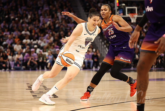 WNBA: Phoenix Mercury at Golden State Valkyries