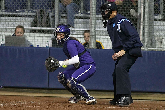 Softball: Washington vs Cal