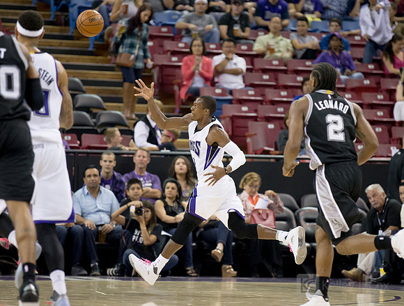 NBA: Preseason-San Antonio Spurs at Sacramento Kings