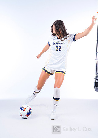 Hannah Cooper (32)