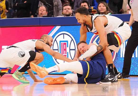 NBA: Minnesota Timberwolves at Golden State Warriors