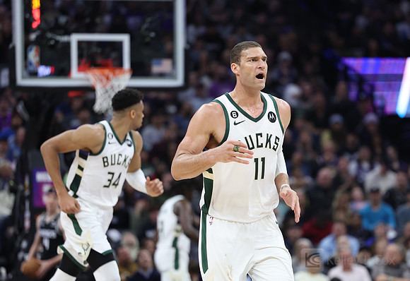 NBA: Milwaukee Bucks at Sacramento Kings