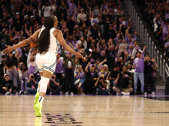 WNBA: Phoenix Mercury at Golden State Valkyries